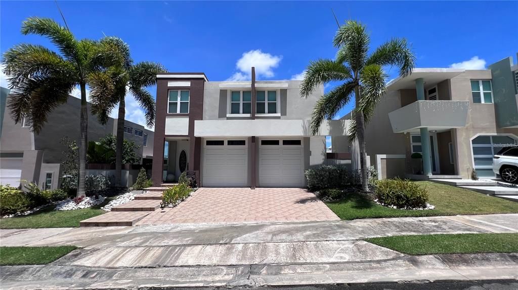 Recently Sold: $320,000 (4 beds, 2 baths, 2600 Square Feet)