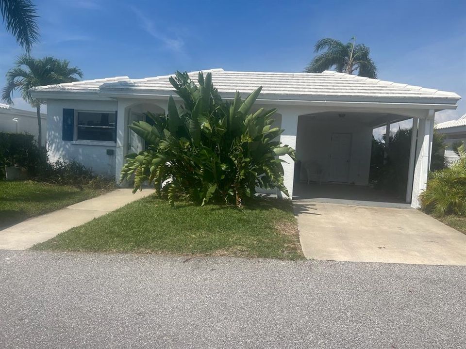 Recently Sold: $950,000 (2 beds, 2 baths, 1357 Square Feet)