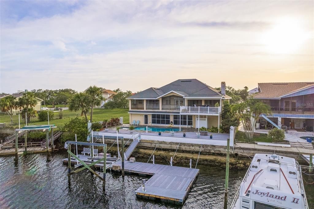 Recently Sold: $1,300,000 (4 beds, 4 baths, 3312 Square Feet)