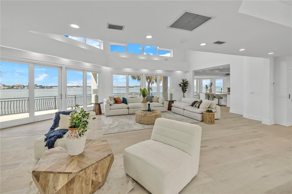 Recently Sold: $4,795,000 (4 beds, 4 baths, 5816 Square Feet)