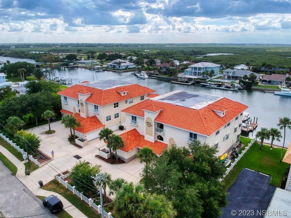 Recently Sold: $1,500,000 (3 beds, 3 baths, 2409 Square Feet)