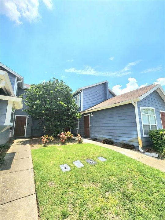 Recently Rented: $895 (1 beds, 1 baths, 350 Square Feet)