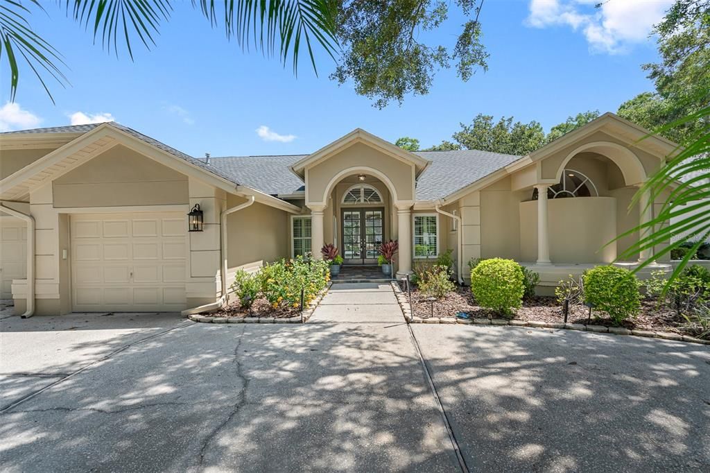 Recently Sold: $825,000 (4 beds, 3 baths, 3045 Square Feet)