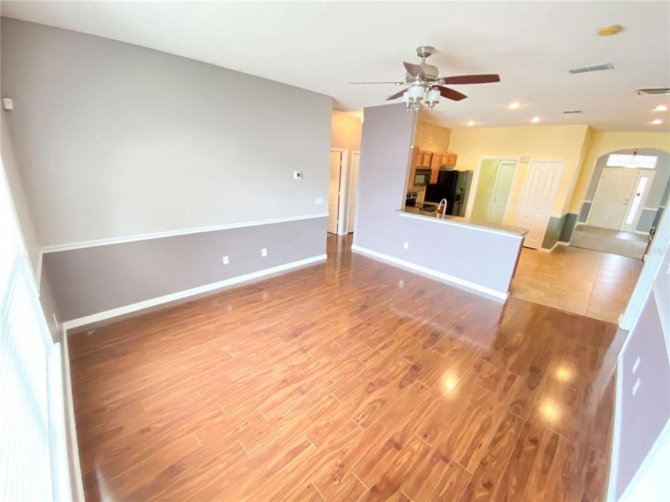 Active With Contract: $2,200 (3 beds, 2 baths, 1921 Square Feet)