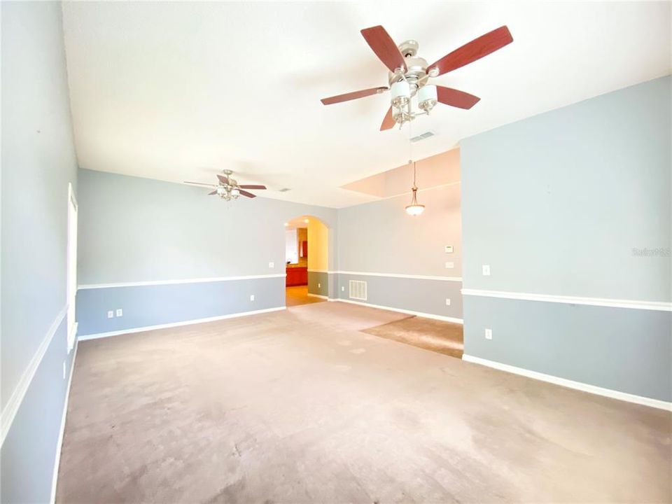 Active With Contract: $2,200 (3 beds, 2 baths, 1921 Square Feet)