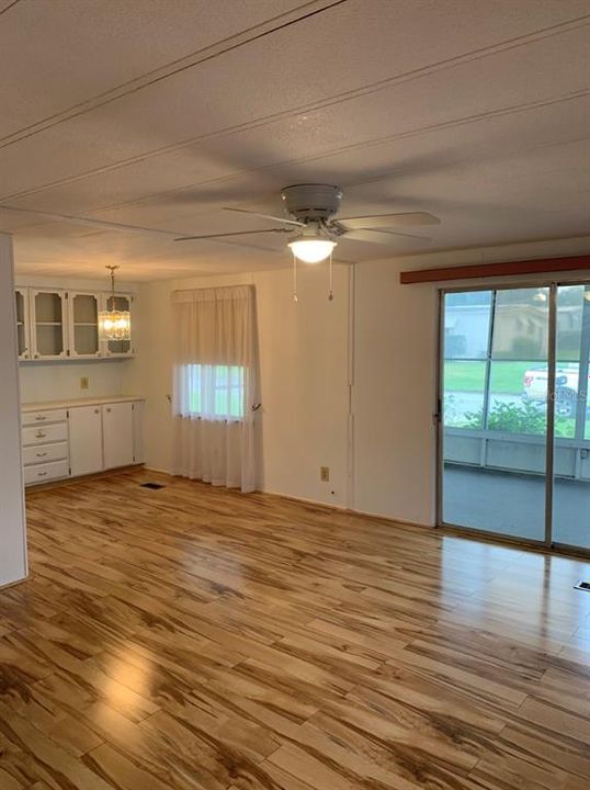 Recently Rented: $1,100 (2 beds, 2 baths, 960 Square Feet)