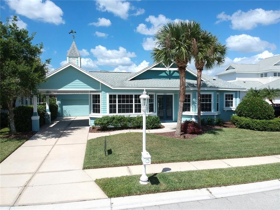 Recently Sold: $1,050,000 (4 beds, 3 baths, 2377 Square Feet)