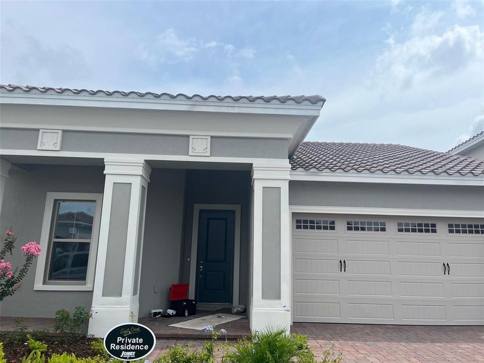 Recently Sold: $926,518 (4 beds, 3 baths, 2275 Square Feet)