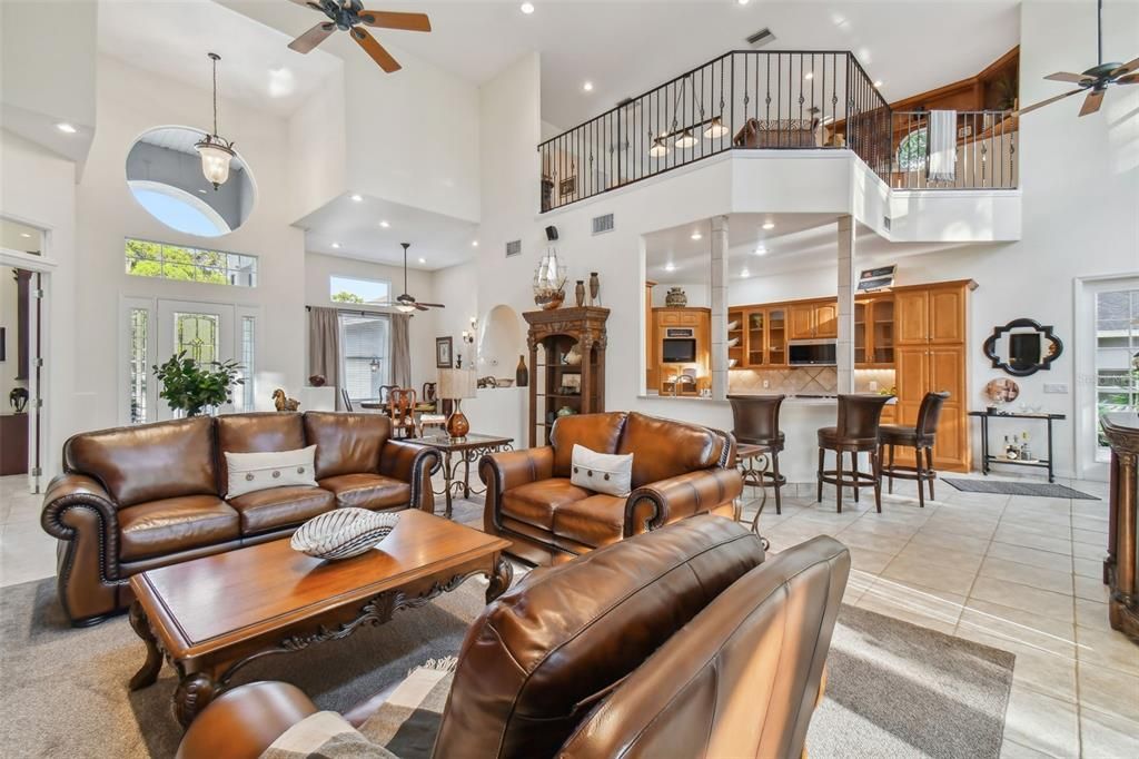 Recently Sold: $929,995 (3 beds, 3 baths, 3250 Square Feet)