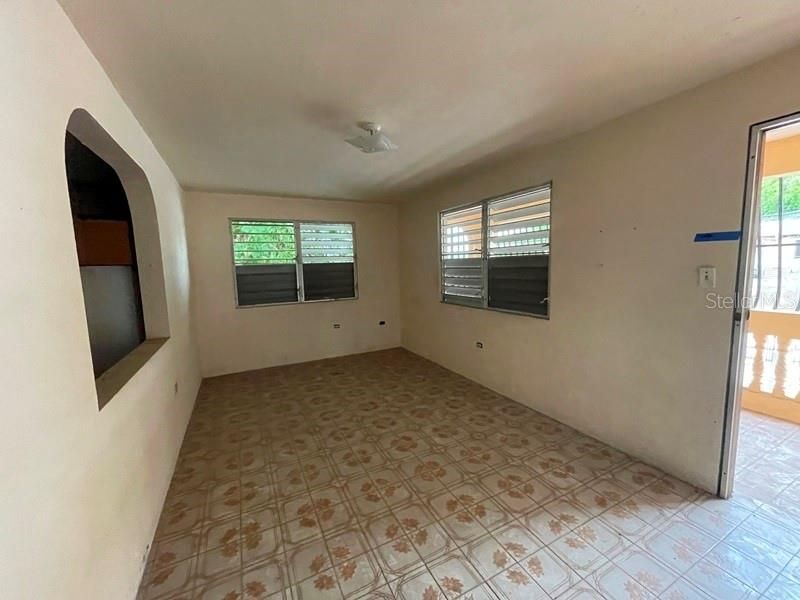 Vendido Recientemente: $94,000 (0 camas, 0 baños, 1977 Pies cuadrados)