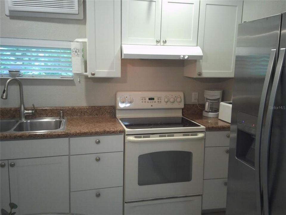 Recently Rented: $1,000 (1 beds, 1 baths, 400 Square Feet)