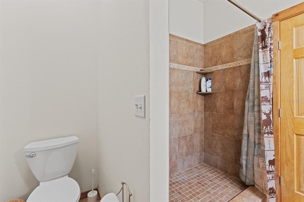 最近售出: $599,000 (3 贝兹, 2 浴室, 1650 平方英尺)