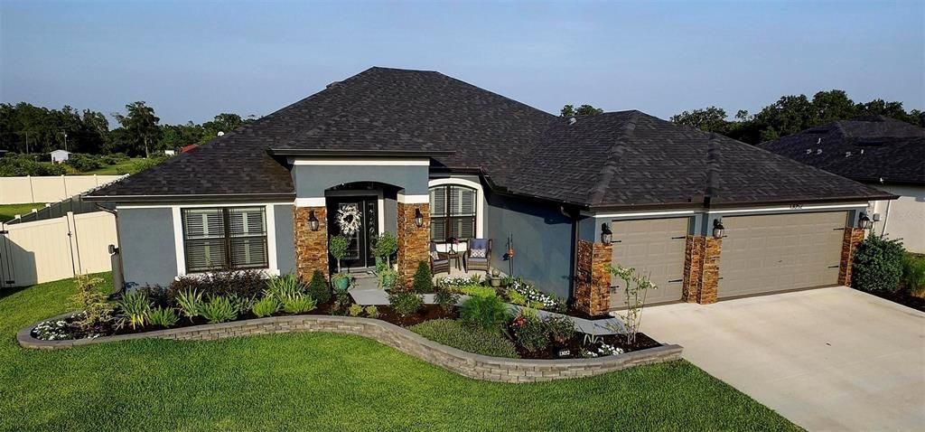 Recently Sold: $585,900 (4 beds, 3 baths, 2508 Square Feet)