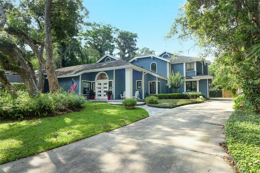 Recently Sold: $1,400,000 (4 beds, 4 baths, 3251 Square Feet)