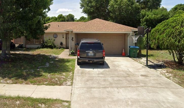 Recently Sold: $220,000 (3 beds, 2 baths, 1016 Square Feet)