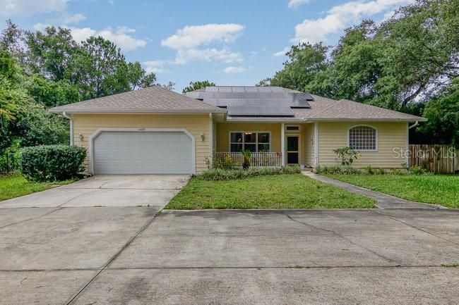 Recently Sold: $379,000 (3 beds, 2 baths, 2144 Square Feet)