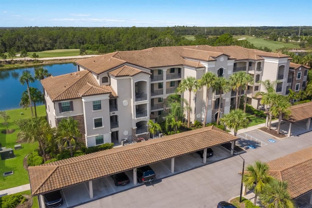 Recently Sold: $357,000 (2 beds, 2 baths, 1142 Square Feet)