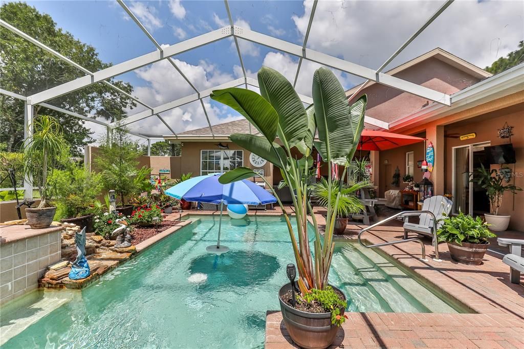 Recently Sold: $650,000 (4 beds, 3 baths, 2788 Square Feet)