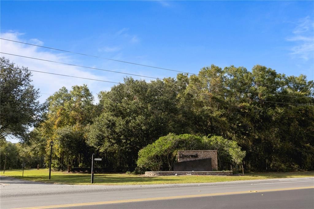 Active With Contract: $330,000 (4 beds, 2 baths, 2169 Square Feet)