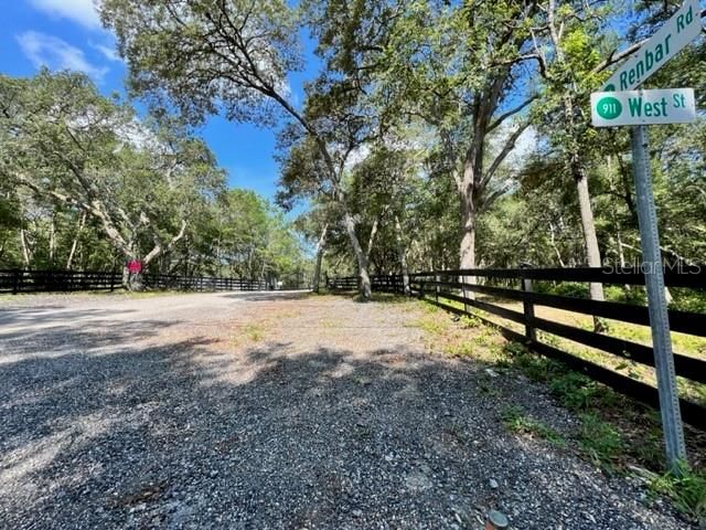 Active With Contract: $145,000 (2.50 acres)