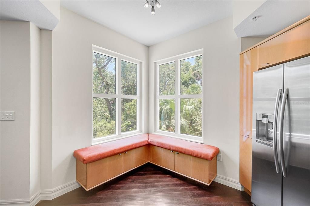 For Sale: $749,000 (3 beds, 3 baths, 3147 Square Feet)