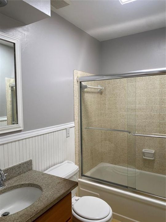 最近售出: $320,000 (3 贝兹, 2 浴室, 1492 平方英尺)