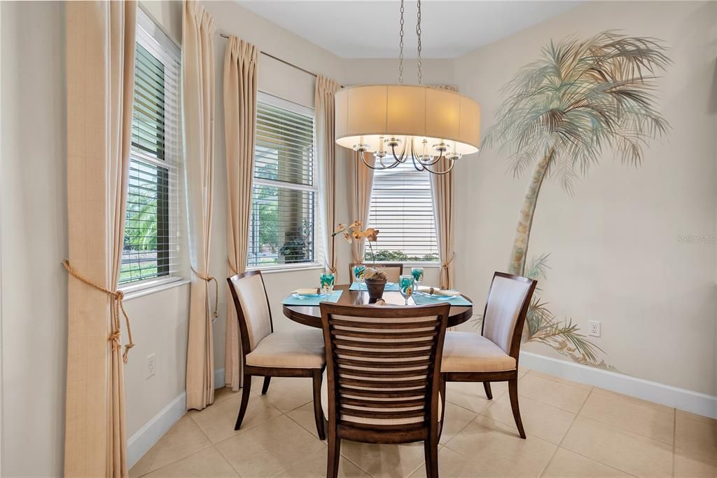 Recently Sold: $450,000 (2 beds, 2 baths, 1917 Square Feet)