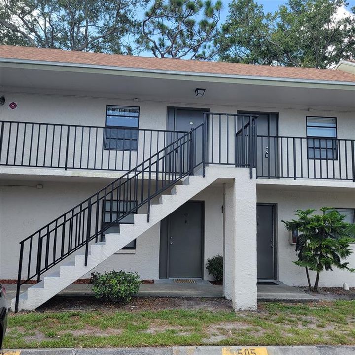 Recently Rented: $1,350 (1 beds, 1 baths, 480 Square Feet)