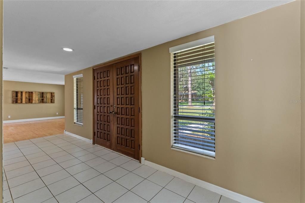 Tiled foyer entrance.