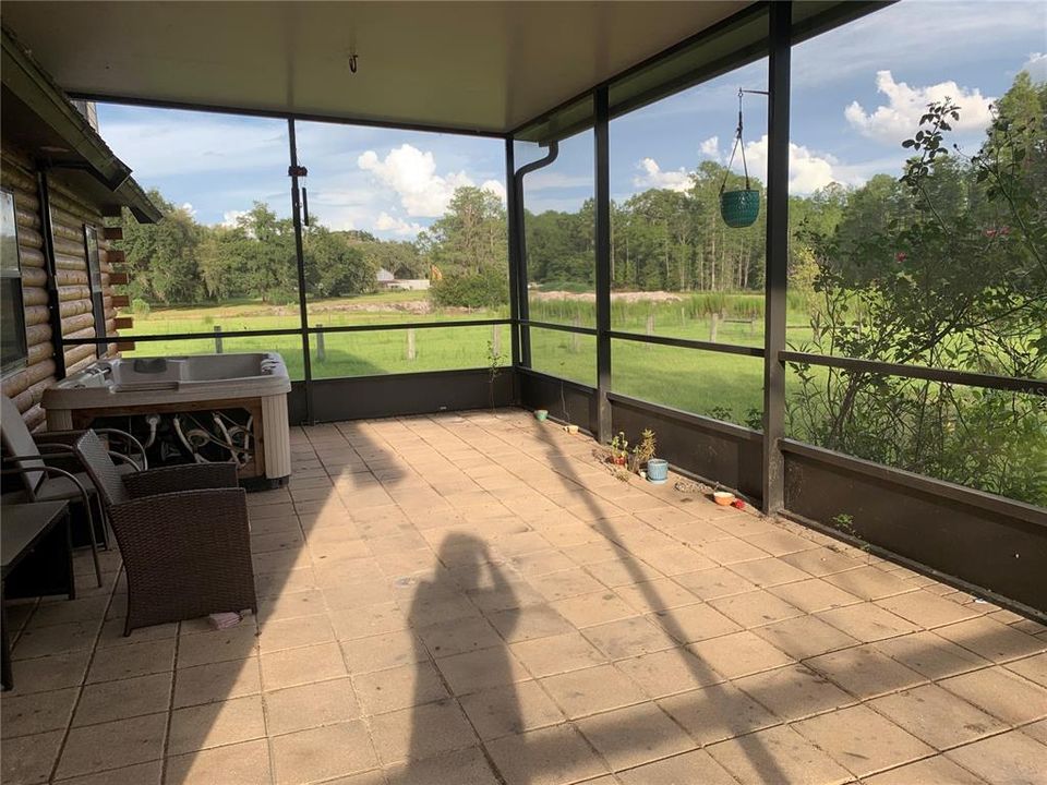 Vendido Recientemente: $399,900 (3 camas, 2 baños, 1722 Pies cuadrados)