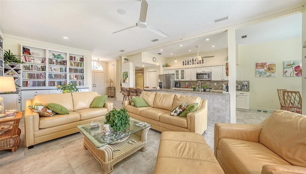 Recently Sold: $625,000 (2 beds, 2 baths, 1787 Square Feet)