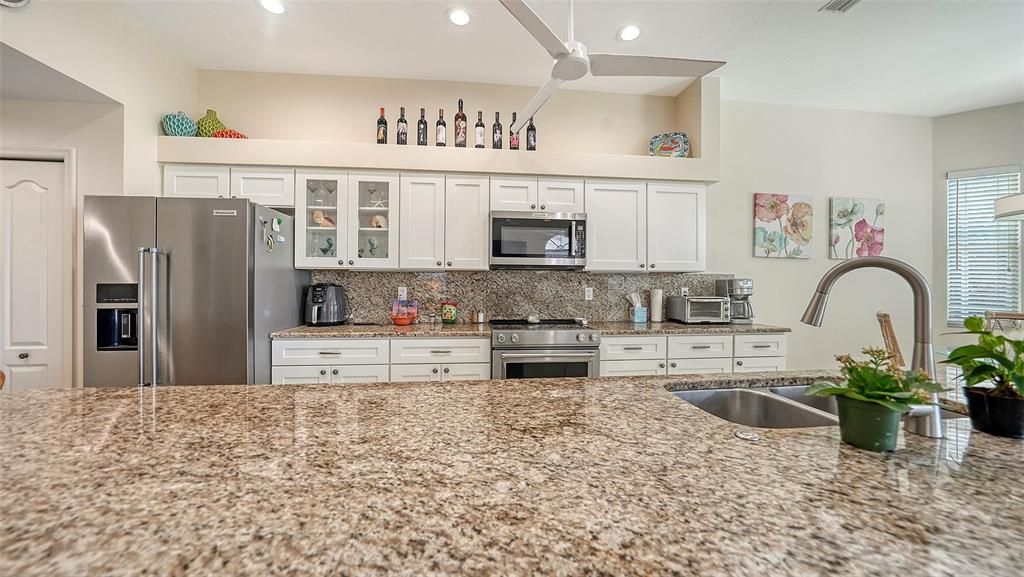 Recently Sold: $625,000 (2 beds, 2 baths, 1787 Square Feet)