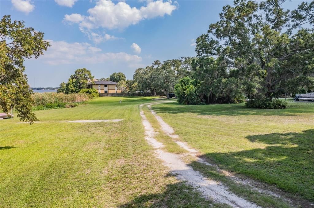 合同活跃: $3,190,000 (0 贝兹, 0 浴室, 2216 平方英尺)