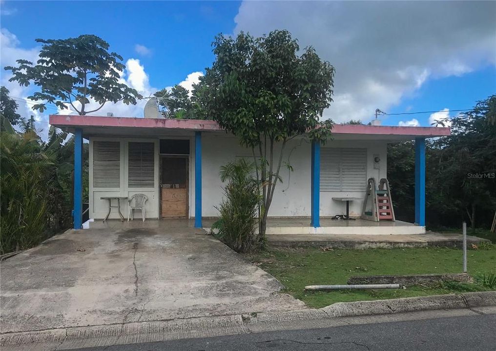 Recently Sold: $149,000 (4 beds, 1 baths, 1300 Square Feet)