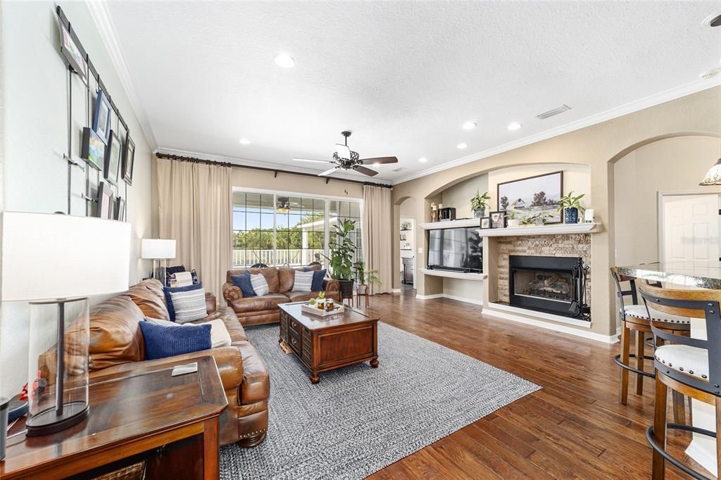 Recently Sold: $725,000 (4 beds, 4 baths, 3608 Square Feet)