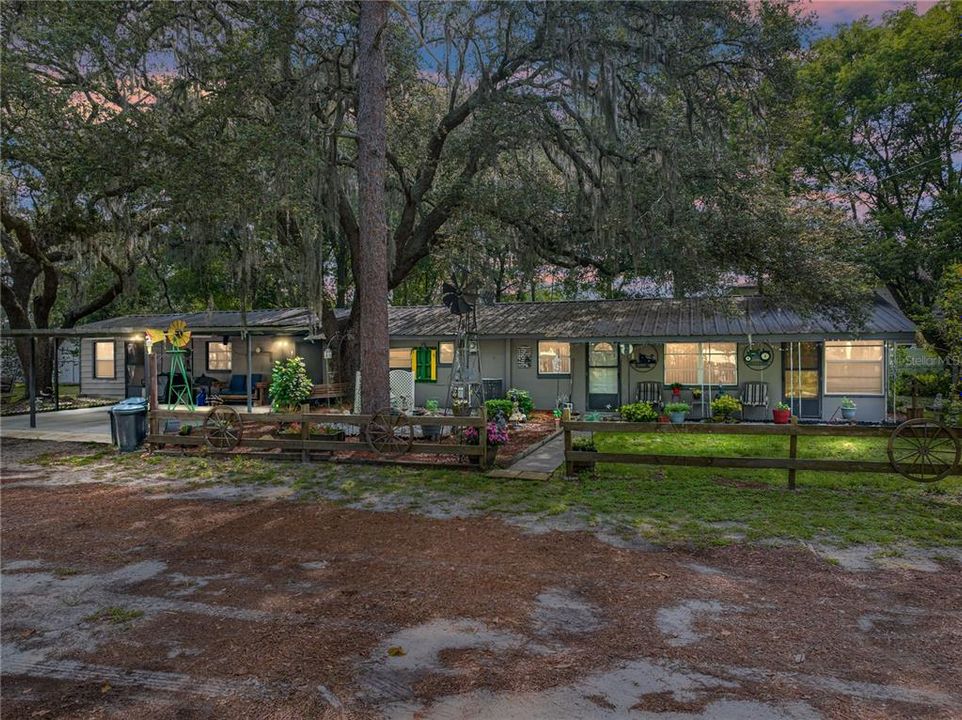 Recently Sold: $289,000 (3 beds, 2 baths, 1586 Square Feet)