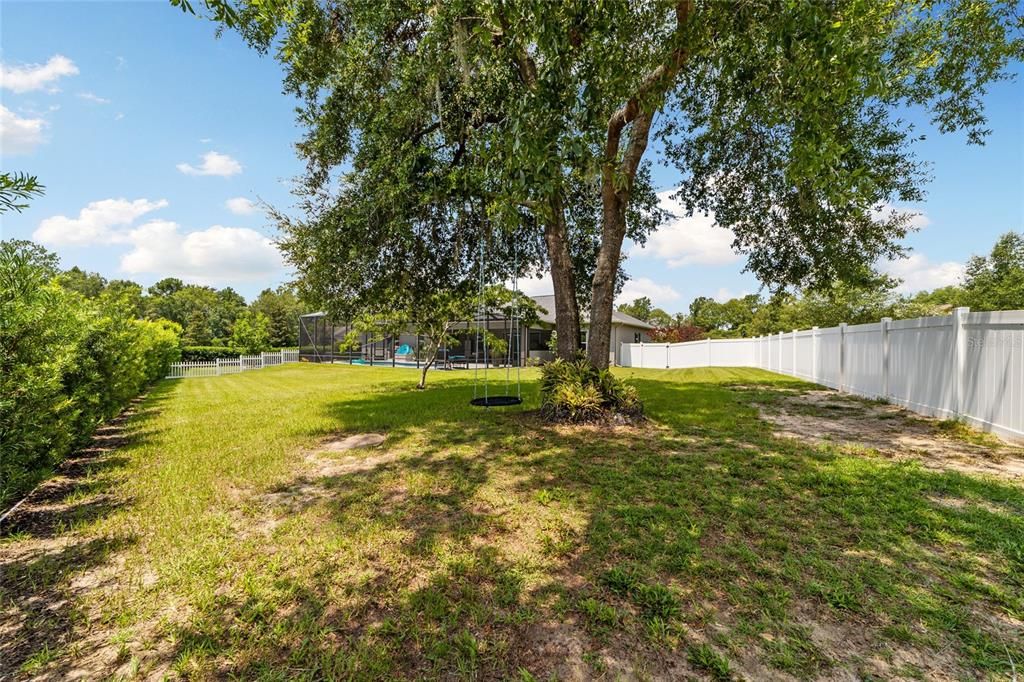 Recently Sold: $622,400 (3 beds, 2 baths, 2433 Square Feet)