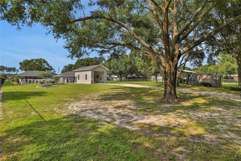 Recently Sold: $615,000 (3 beds, 2 baths, 2341 Square Feet)