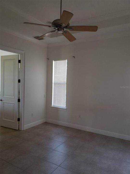 Recently Rented: $2,275 (3 beds, 2 baths, 1850 Square Feet)