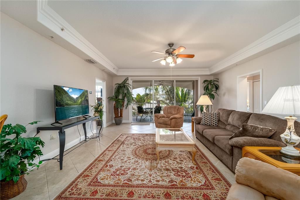 Recently Sold: $499,000 (3 beds, 2 baths, 1571 Square Feet)
