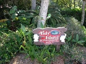 Tidy Island has its own park and museum.