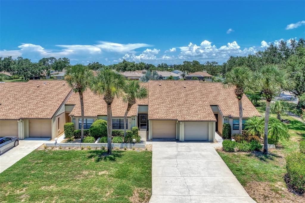 Recently Sold: $315,000 (2 beds, 2 baths, 1129 Square Feet)