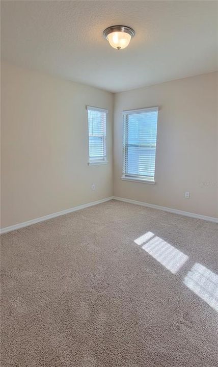Recently Rented: $2,750 (3 beds, 2 baths, 2014 Square Feet)