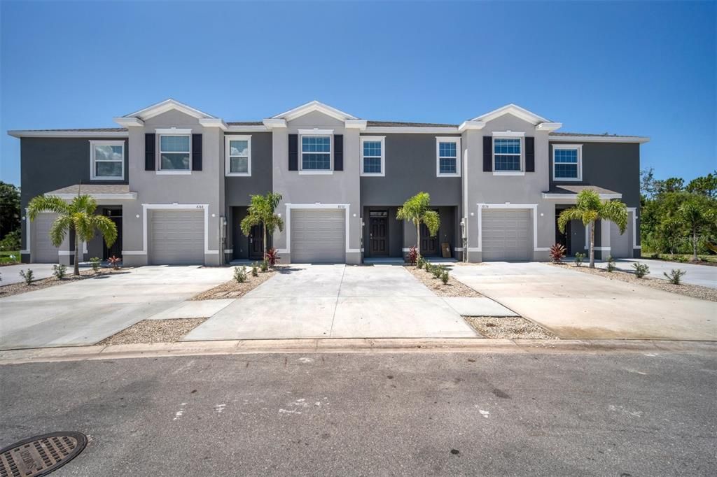 Recently Sold: $449,000 (3 beds, 2 baths, 1673 Square Feet)