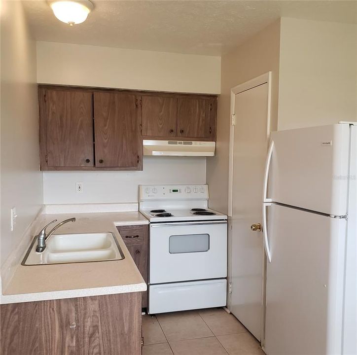 Recently Rented: $1,195 (1 beds, 1 baths, 693 Square Feet)