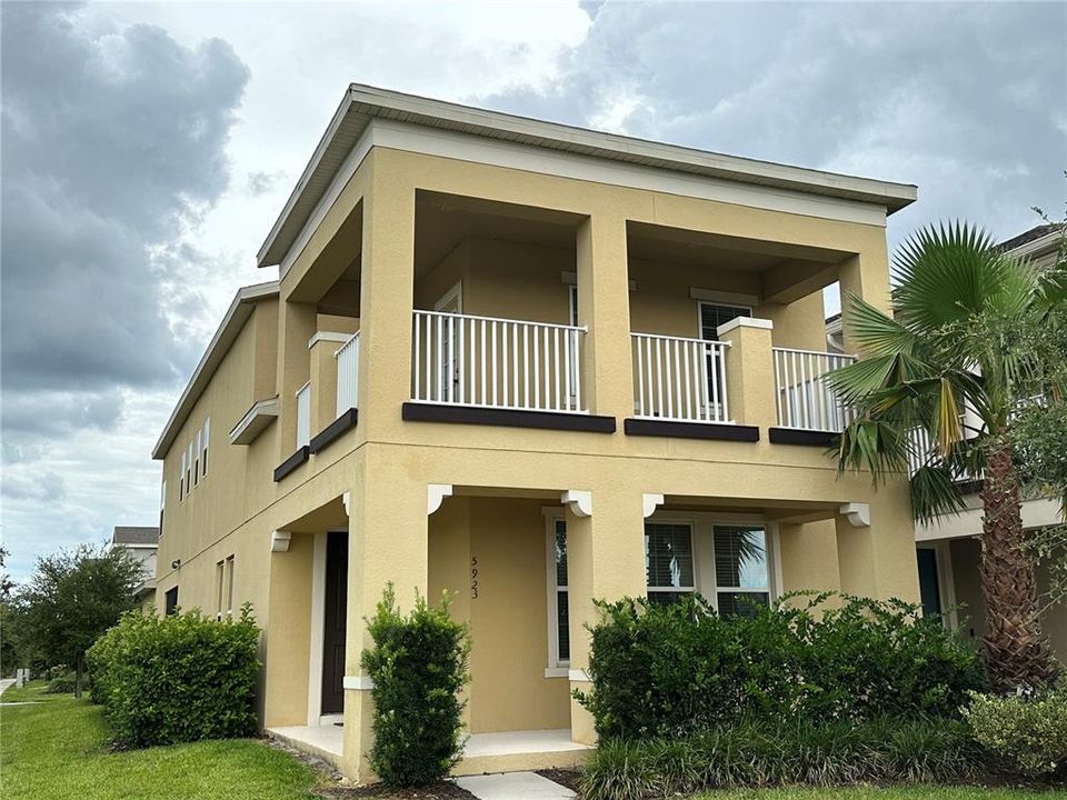 Recently Rented: $3,300 (4 beds, 2 baths, 2466 Square Feet)