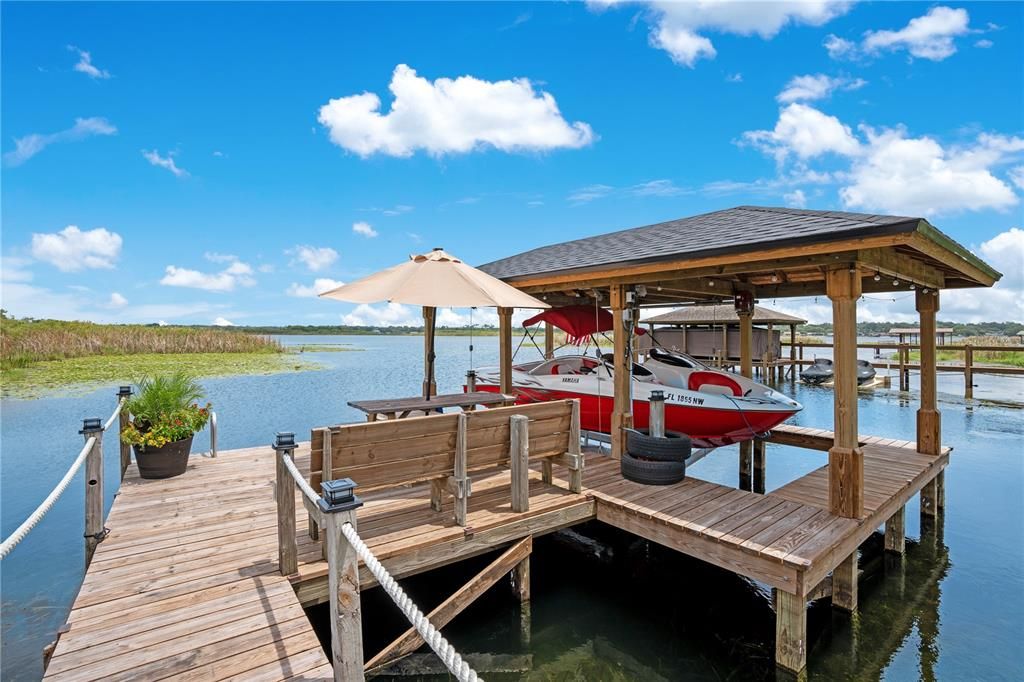 Recently Sold: $1,999,995 (4 beds, 3 baths, 4042 Square Feet)