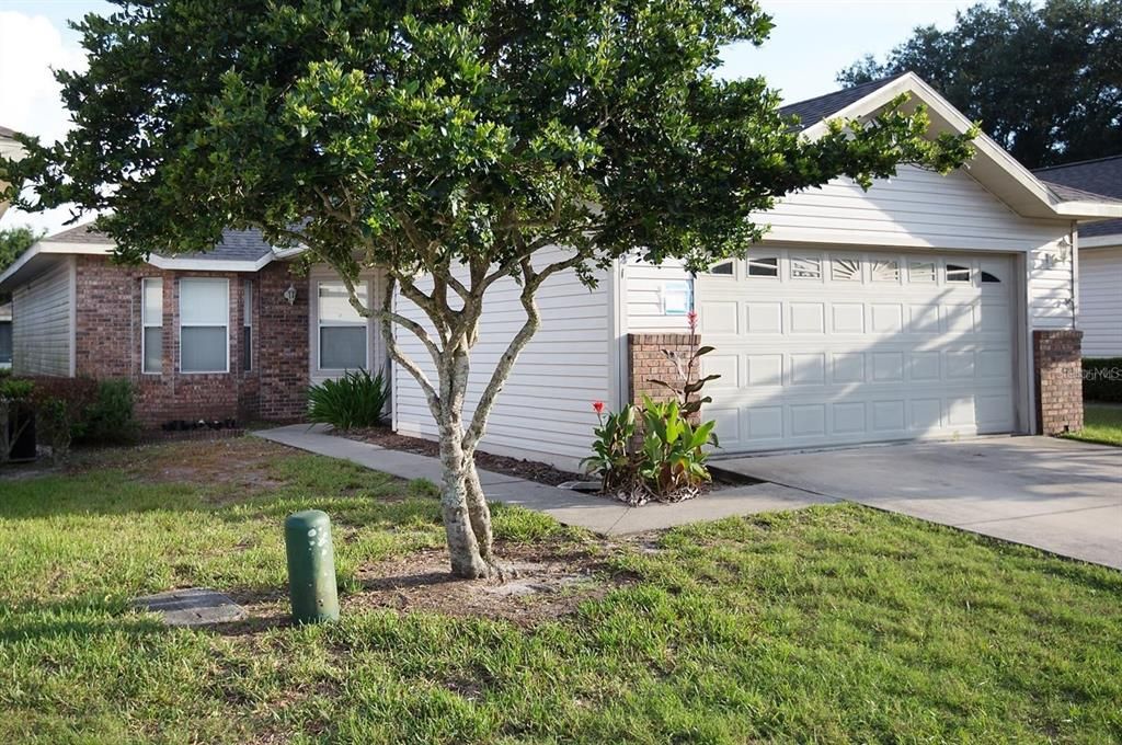 Recently Rented: $1,850 (3 beds, 2 baths, 1380 Square Feet)