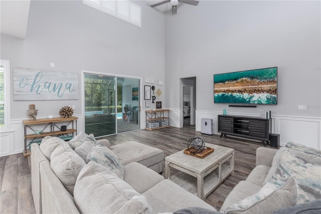 Recently Sold: $750,000 (4 beds, 3 baths, 2975 Square Feet)
