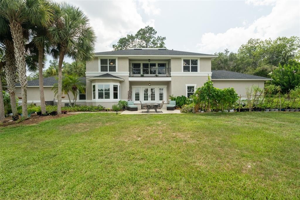 Recently Sold: $825,000 (4 beds, 3 baths, 4466 Square Feet)
